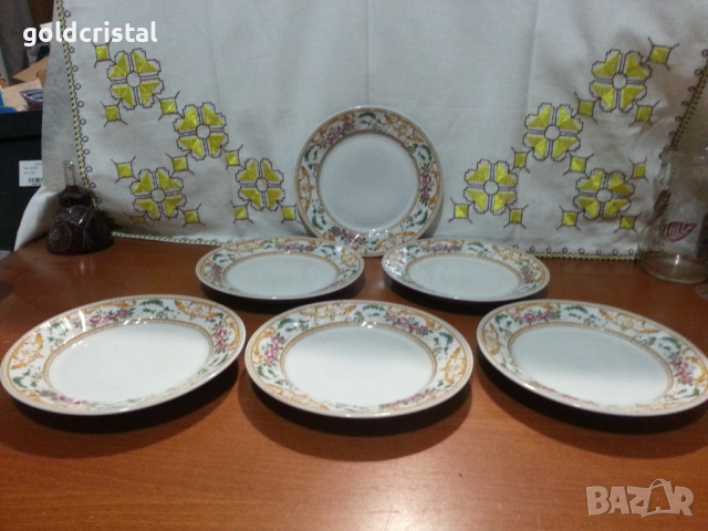 Български порцелан чинии , снимка 9 - Антикварни и старинни предмети - 44797309