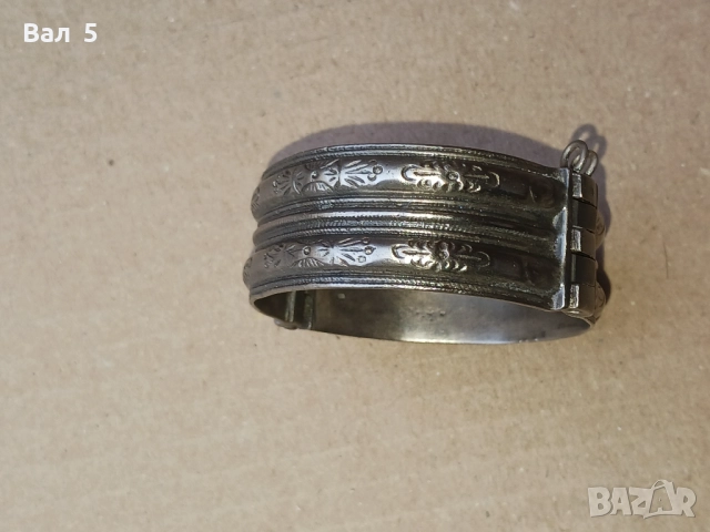 Автентична сребърна възрожденска гривна