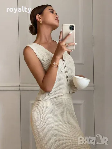 Елегантен комплект с флорална бродерия в кайсиев цвят 🍑, снимка 2 - Комплекти - 49205500