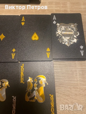 КОМПЛЕКТ КАРТИ ЗА ИГРА ЧЕРЕН ПЛАСТИК , снимка 7 - Карти за игра - 50705302