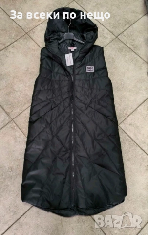 Miu Miu Дамски Черен Дълъг Елек С Качулка Миу Миу Код BS-115