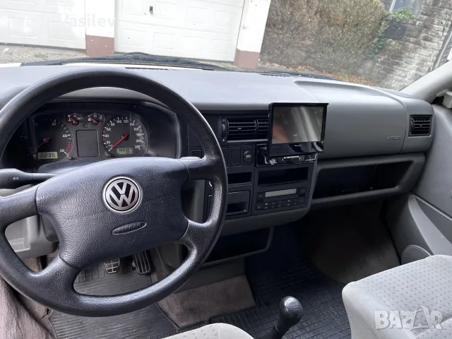 VW t4 Caravelle кемпер 2,5tdi Швейцария, снимка 11 - Каравани и кемпери - 56144940