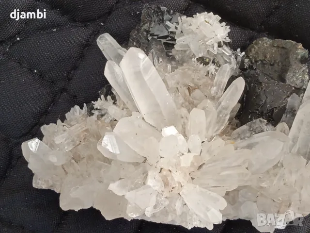 №204,Кварц,Кварц,Сфалерит,Халкопирит, Родопи, Мадан,, снимка 3 - Декорация за дома - 48831716