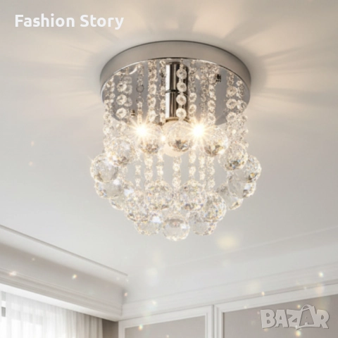 Модерен таванен полилей с големи кристални сфери и основа в сребристо, снимка 2 - Лампи за таван - 51934286