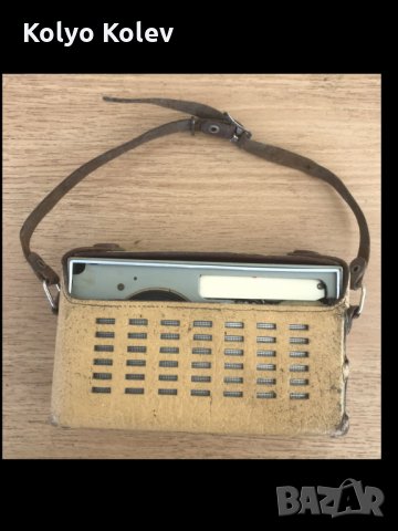Транзисторен  радиоприемник SOKOL – 2 BAND 7 TRANSISTOR с оригинален калъф, снимка 1 - Колекции - 29634551