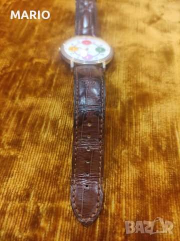 Продавам часовник , снимка 7 - Дамски - 23897117
