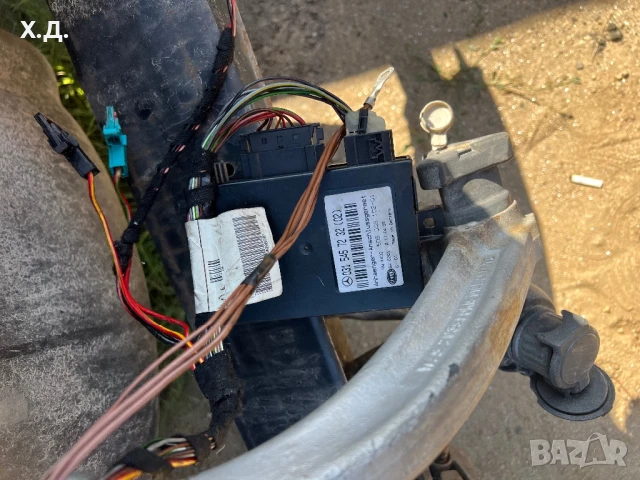 Оригинален теглич Мерцедес Ц-класа w203 комби, снимка 3 - Части - 50997957