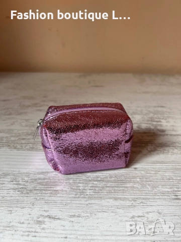 Блестящ розово лилав несесер с цип на марката H&M 🩷