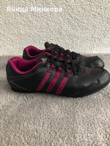 Дамски маратонки Adidas, снимка 3 - Маратонки - 47672600