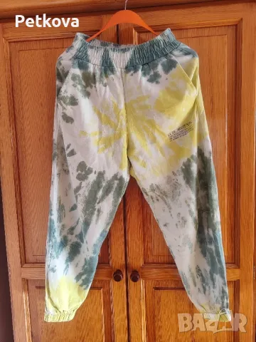 Спортен екип, като нов, снимка 2 - Детски анцузи и суичери - 48065952