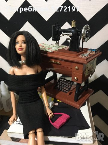 Винтидж музикалнa кутя - Шевна машина с ръчна манивела , снимка 13 - Декорация за дома - 42284338