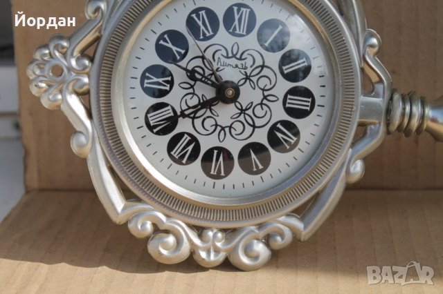 СССР настолен часовник "ВИТЯЗ", снимка 3 - Антикварни и старинни предмети - 38022616