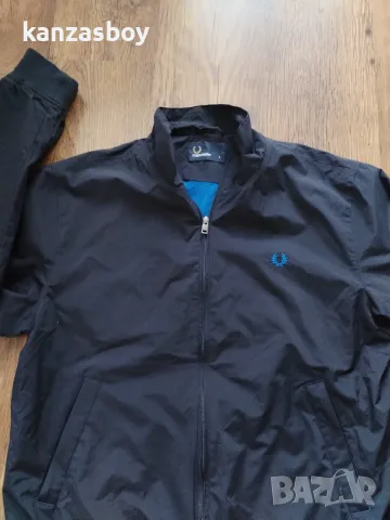 fred perry mens jacket - мъжко есенно яке КАТО НОВО Л, снимка 2 - Якета - 56075134