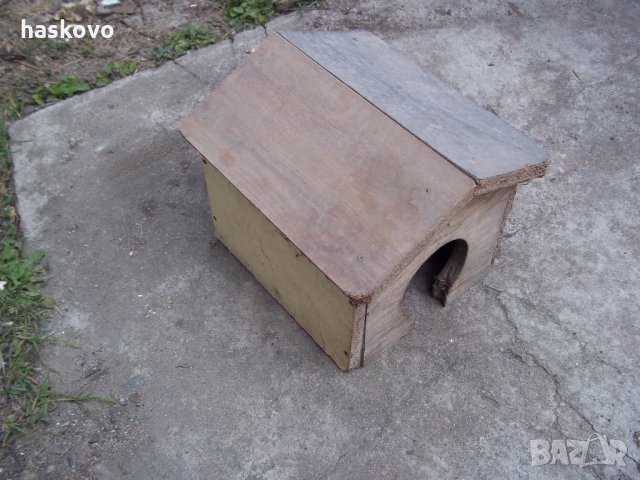 кучешка къща за малко куче или птички