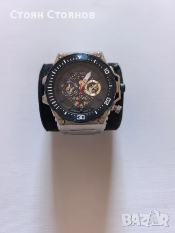 Перфектен Часовник Guess GW0324G1