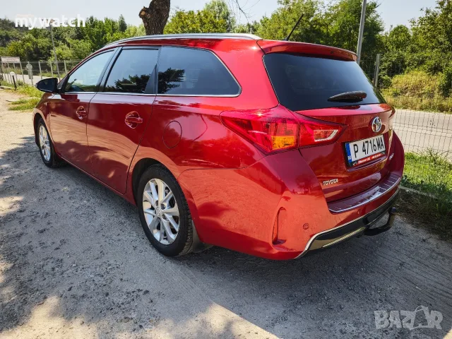 Toyota Auris D4D 2000 Diesel, снимка 4 - Автомобили и джипове - 55816478