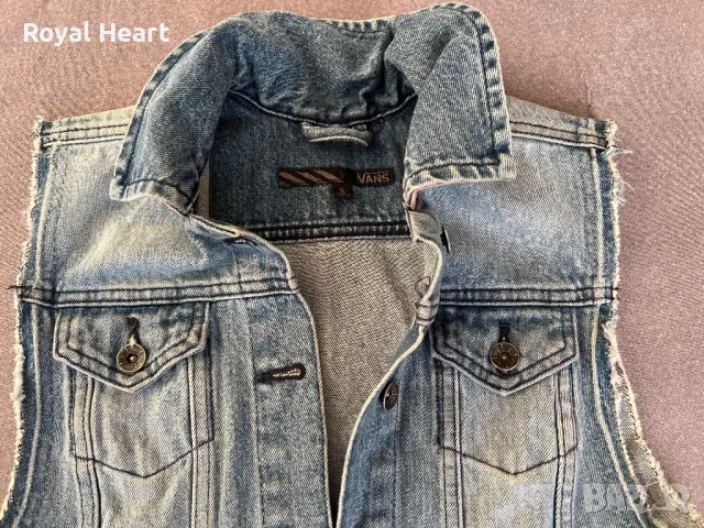 Нов! Дамски дънков елек Vans | S, снимка 3 - Елеци - 49225344