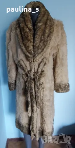 Винтидж / Топъл дамски кожух "OGANZA" / цвят Нюд с нюансирана яка, маншети и обазовка, снимка 2 - Палта, манта - 48352538