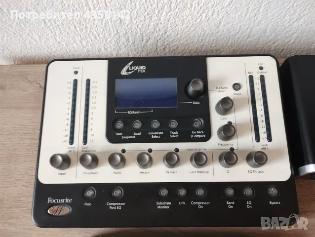 Focusrite Liquid Mix и Behringer FCA202 UMC202HD, снимка 6 - Ресийвъри, усилватели, смесителни пултове - 56087484