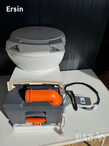 Тоалетна Thetford C263S нарезличим от нов , снимка 13 - Химически тоалетни - 49124986