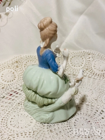 порцеланова статуетка , снимка 4 - Статуетки - 51575859