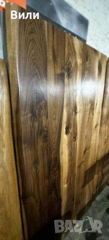 Плот за маса от масив Орех