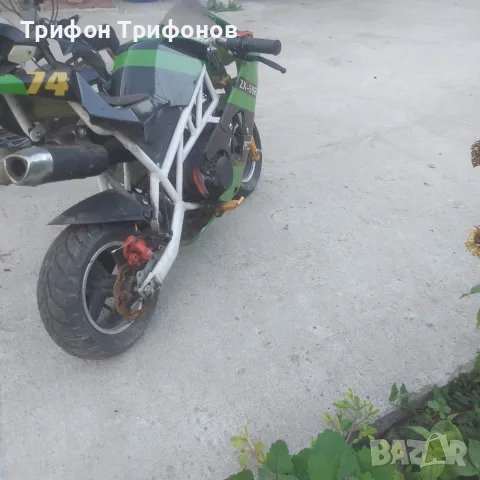 Детски бензинов мотор - 49 см³, снимка 2 - Скутери и тротинетки - 55893965