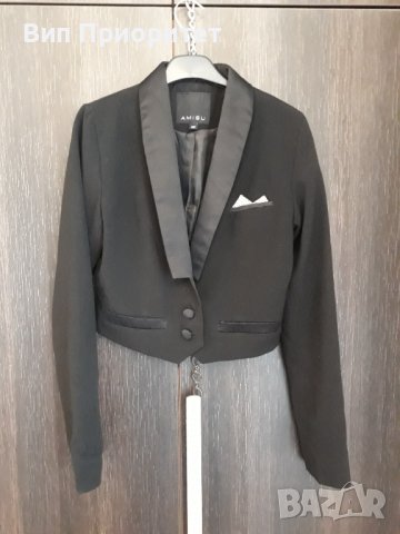 Много елегантно черно късо сако AMISU , дълъг ръкав, класически модел , до кръста