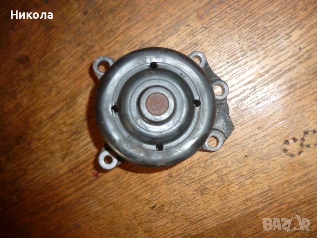 Водна помпа Тойота Айго 1.0 68 к.с , снимка 2 - Части - 37800430