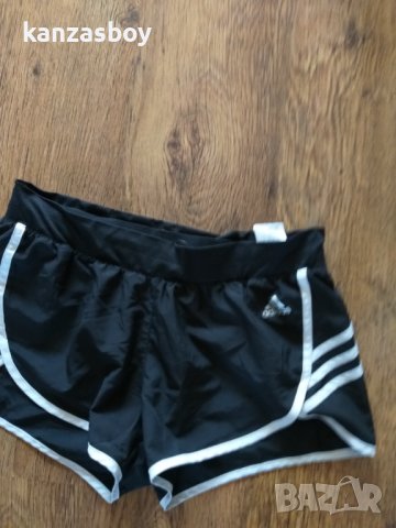 adidas Women's Ultimate 3-Stripes Shorts - страхотни дамски шорти, снимка 3 - Спортни екипи - 37473002
