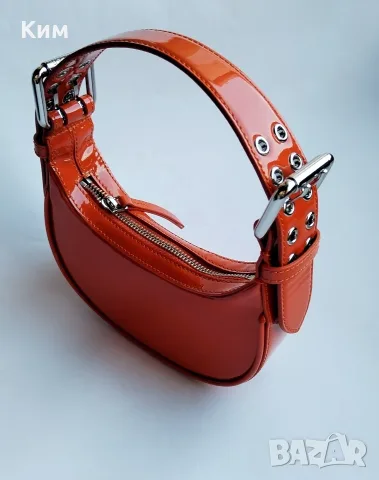 By Far Mini Soho burnt orange bag, снимка 2 - Чанти - 56167579