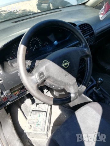 На части Опел Зафира 1.8, 116 к. с. 1999 година, бензин. , снимка 8 - Автомобили и джипове - 33816704