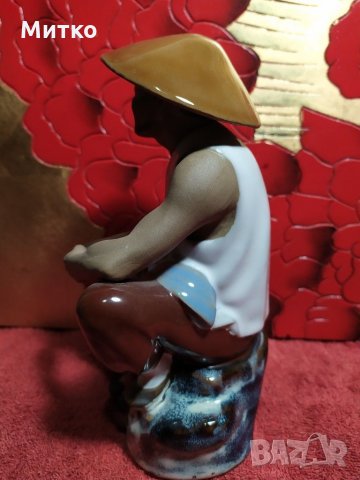 Статуетка, снимка 2 - Антикварни и старинни предмети - 31830195
