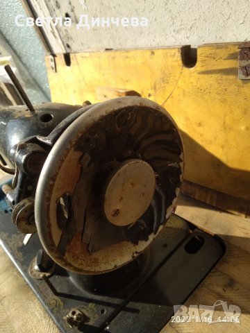 Стара шевна машина, снимка 6 - Антикварни и старинни предмети - 35458441