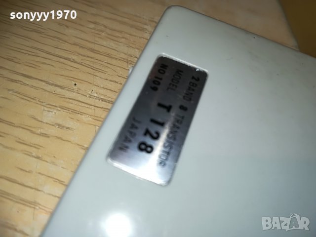 поръчано-tenor-japan-ретро радио+кожен кеис и документ, снимка 7 - Радиокасетофони, транзистори - 29185780