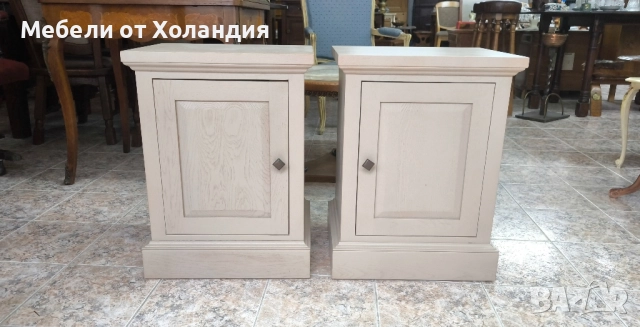 2 дъбови нощни шкафчета