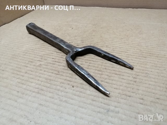 Стара Кована Наковалня За Клепане На Коси / НОМЕР 2'.