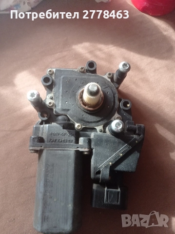 моторче за предно дясно стъкло Ауди а 3, снимка 3 - Части - 52603272