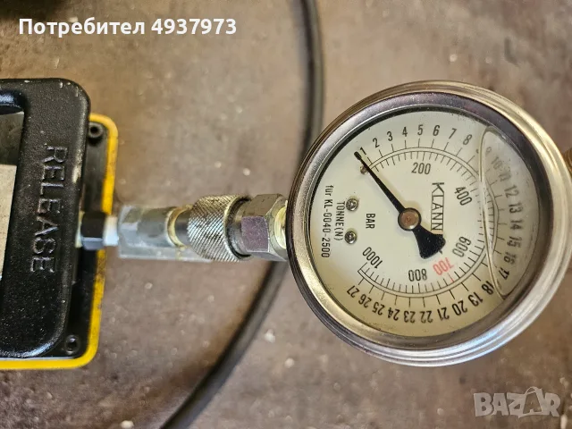Професионална хидравлична помпа Klann KL-0040-2500 (Gedore) с манометър, снимка 2 - Ремонт на ходова част - 56045744