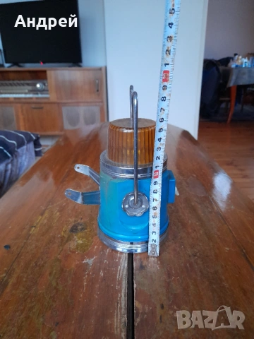 Стар фенер Red Spot, снимка 4 - Антикварни и старинни предмети - 53904136