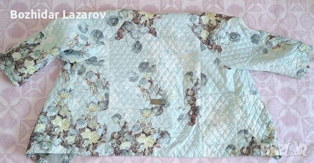 Дамско олекотено яке в безупречно състояние!, снимка 3 - Якета - 51536755