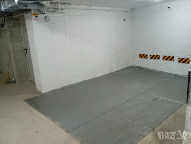 Продавам гараж, снимка 2 - Гаражи и паркоместа - 49960235