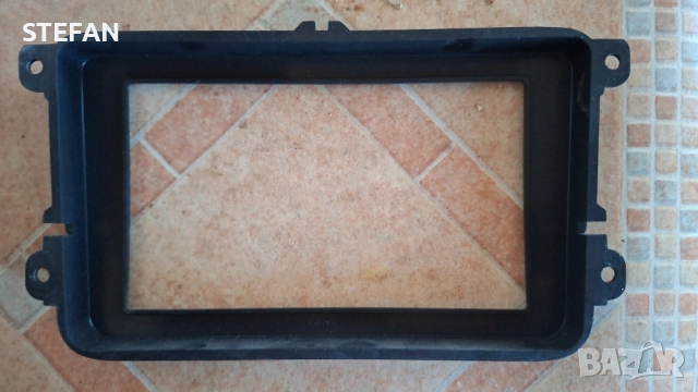 2 дин адапторна рамка VAG GRUP, снимка 2 - Аксесоари и консумативи - 51645407