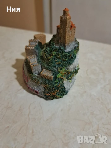 Велико Търново, снимка 2 - Статуетки - 51221399