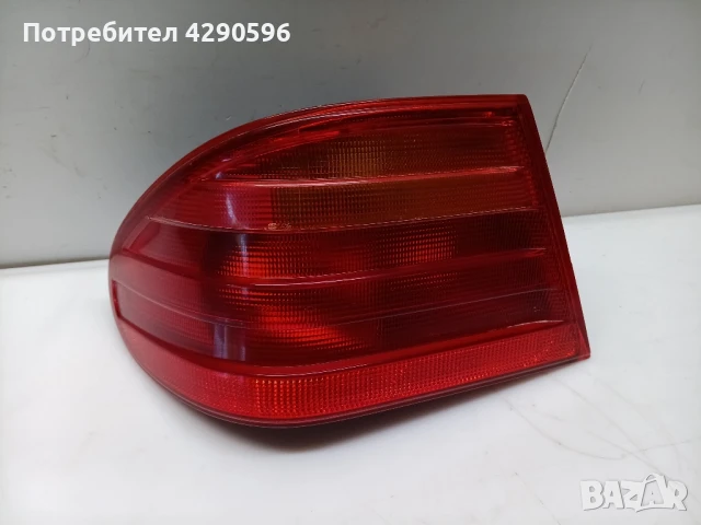 Ляв стоп за Мерцедес Е класа 210 седан