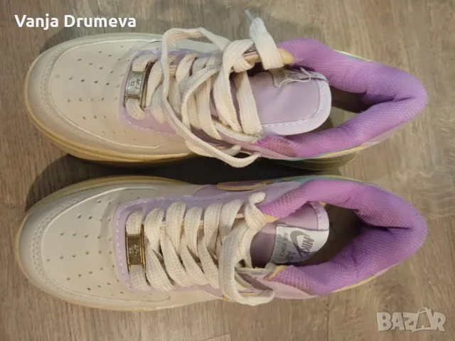 дамски маратонки Nike air , снимка 2 - Маратонки - 56235556