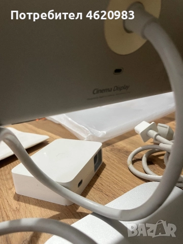 Монитор  Apple Cinema Display 20 инча, снимка 6 - Монитори - 52907749