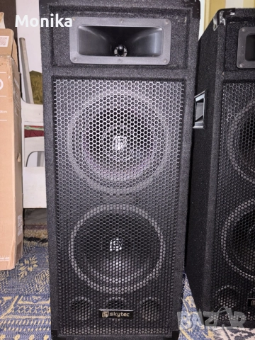 Колони Skytec по 500 W едната
