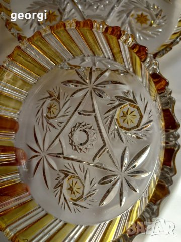 Немски двуцветен кристал плато и купа 13/3, снимка 3 - Прибори за хранене, готвене и сервиране - 35475592
