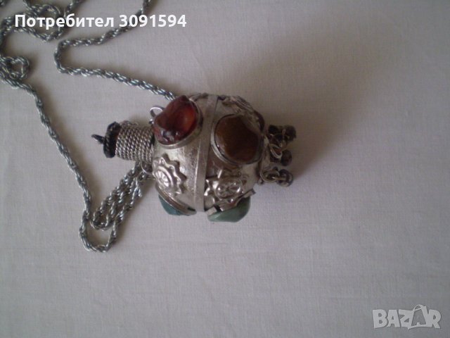 колекционерско шишенце за парфюм инкрустирано , снимка 2 - Антикварни и старинни предмети - 37124108